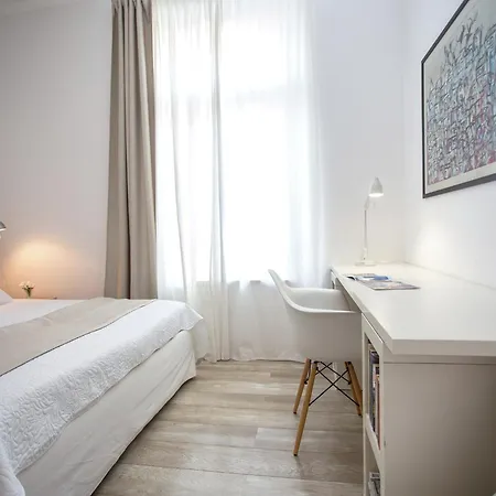 Beautiful 100m From The Sea, Cleaning Included * Kastela