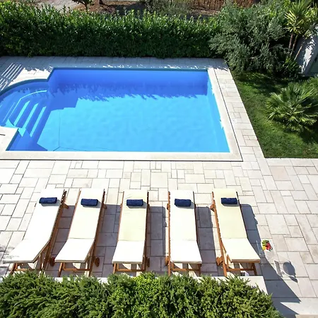 Villa Beautiful 100m From The Sea, Cleaning Included
